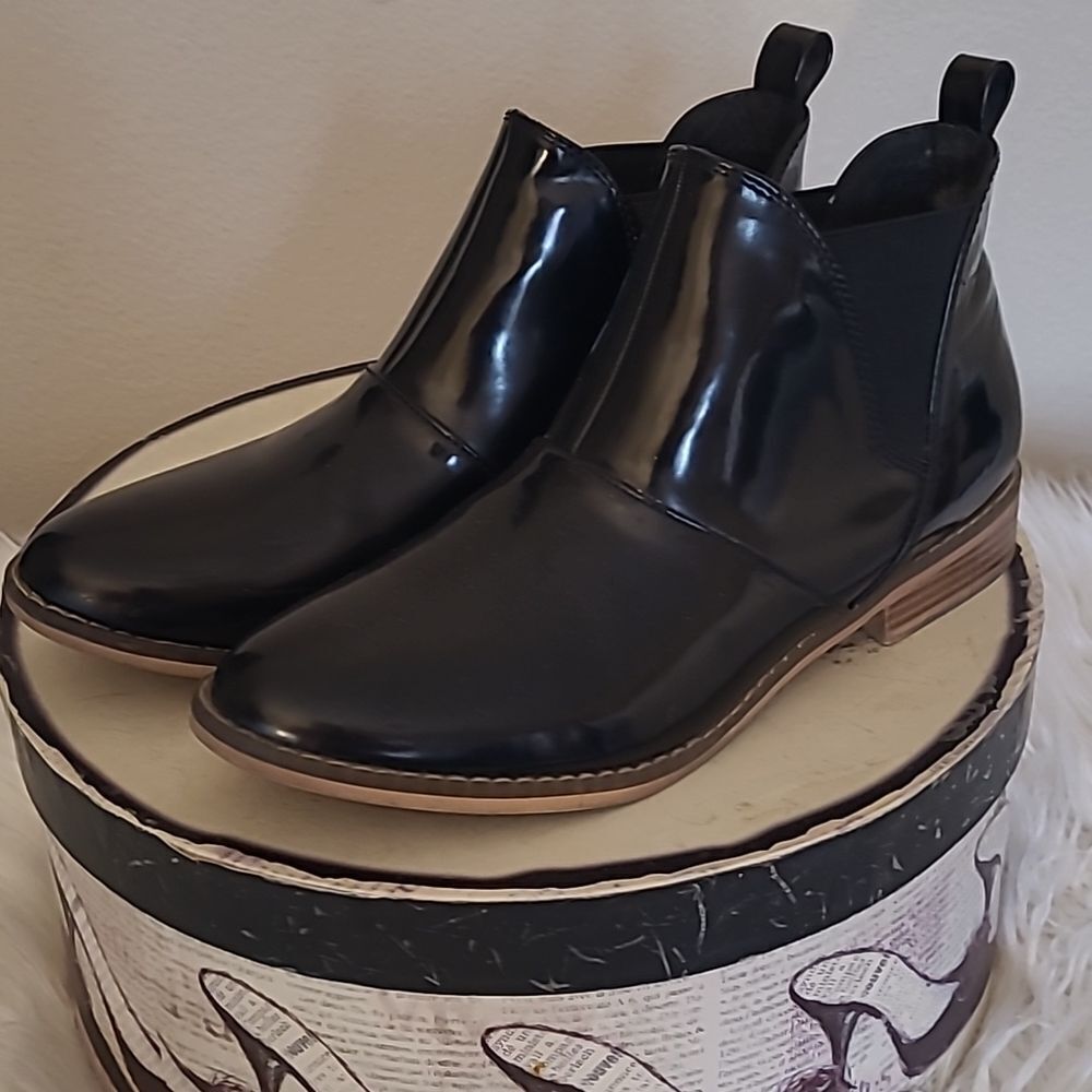 Rocket Dog Black Pantent Leather Slip On Boots